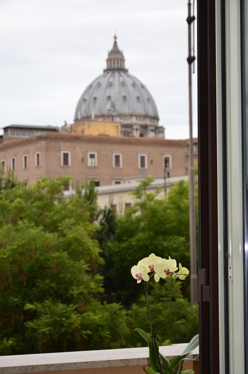Un Caffe Sul Balcone 2 Appartement Rome Kamer foto